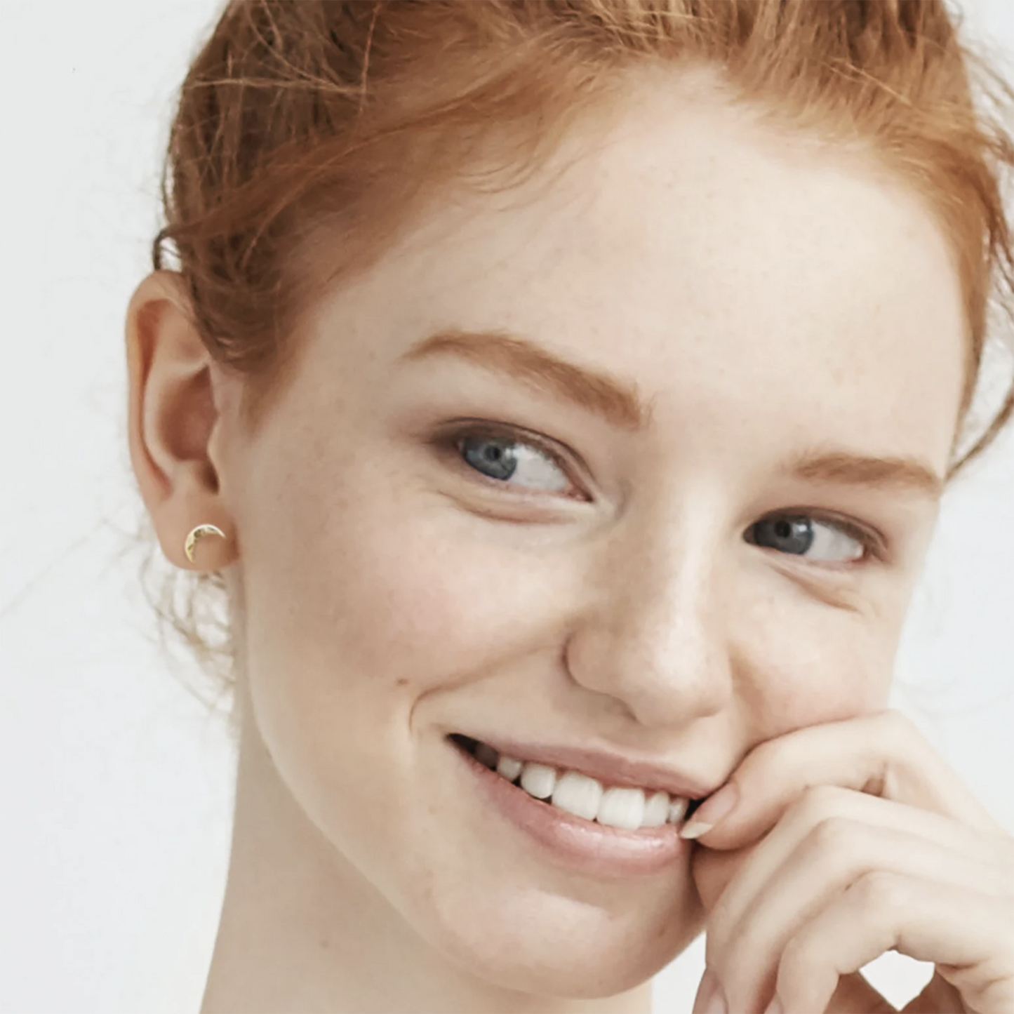 moon stud earrings gold